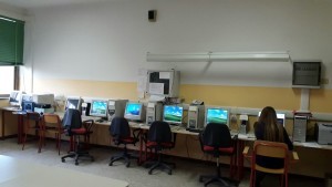 aula laboratorio informatico